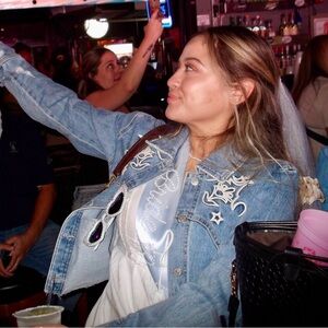 Meet your Posher, Darlene